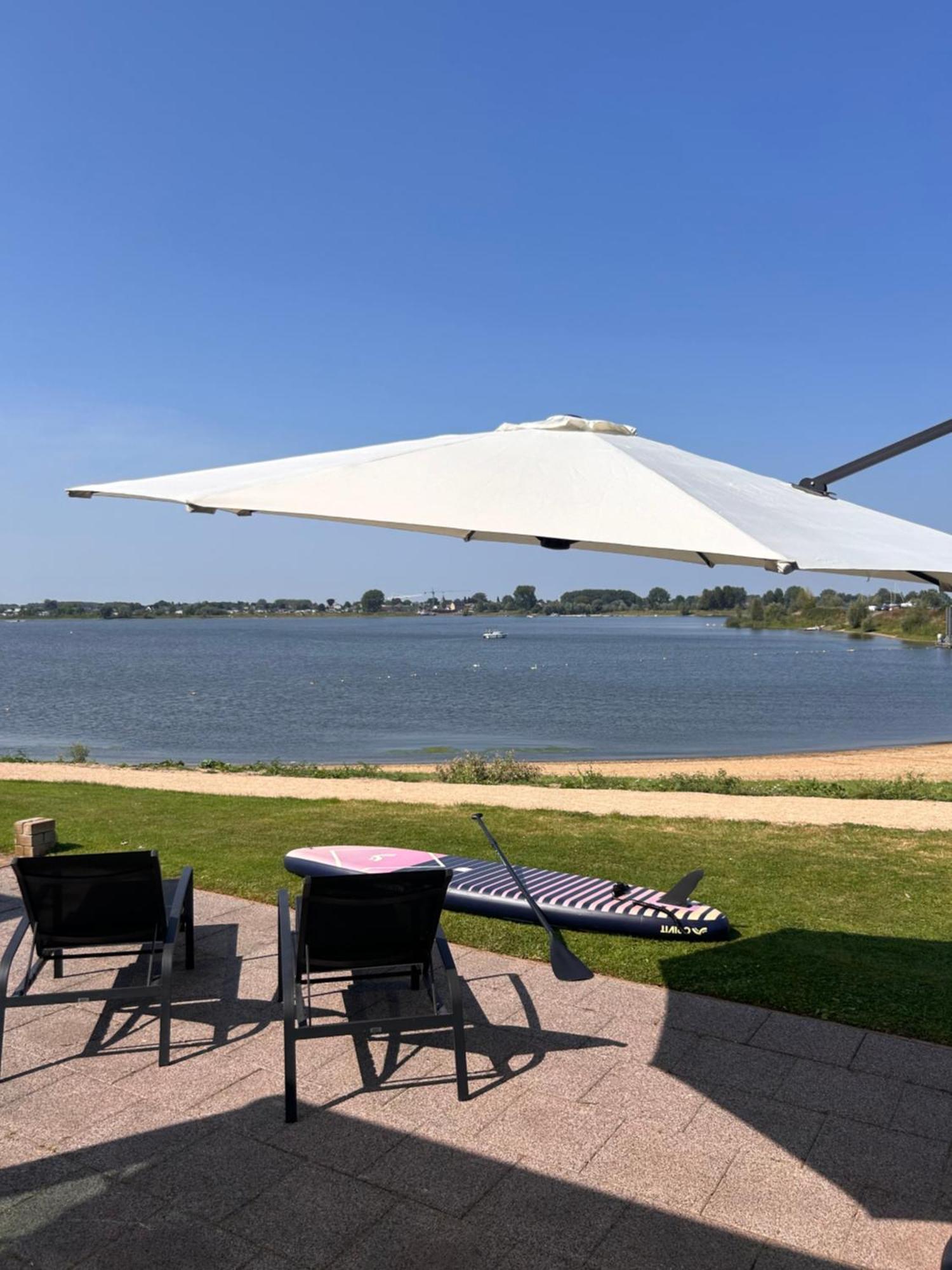 Luxe Chalet Direct Aan Het Water Met Strand Lith Екстер'єр фото